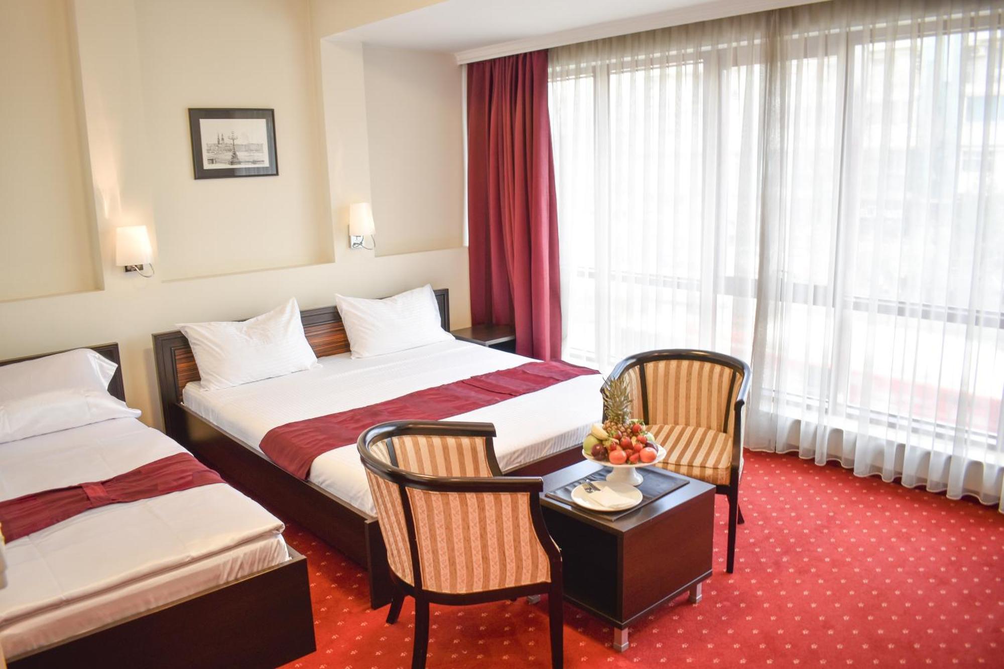 Hotel Hamburg Skopje Exteriör bild